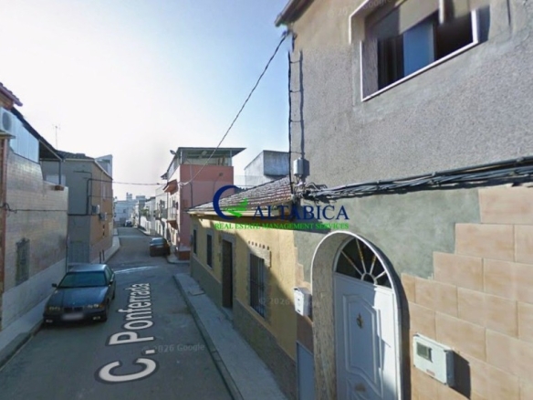 Imagen 2 de Casa-Chalet en Venta en Linares Jaén