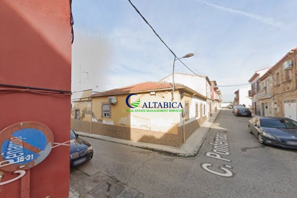 Imagen 3 de Casa-Chalet en Venta en Linares Jaén