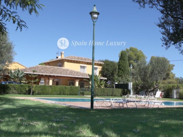Imagen 1 de Chalet Independiente en Bétera