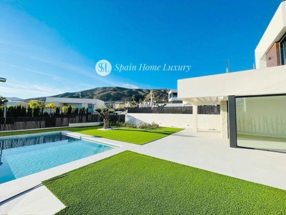 Imagen 4 de Chalet Independiente en Finestrat