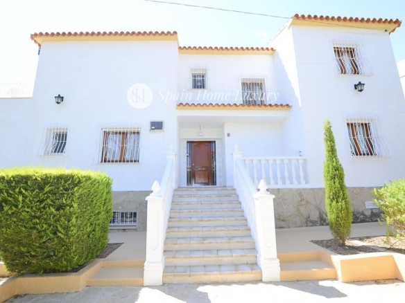 Imagen 2 de Chalet Independiente en Calp/Calpe