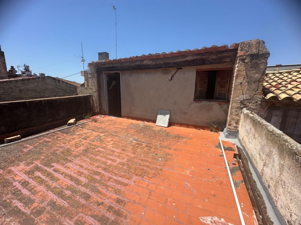 Imagen 3 de Ático gran terraza a reformar en el centro de Tortosa