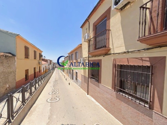 Imagen 2 de Casa-Chalet en Venta en Navas De San Juan Jaén
