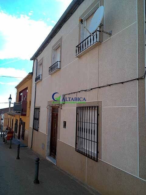 Imagen 3 de Casa-Chalet en Venta en Navas De San Juan Jaén