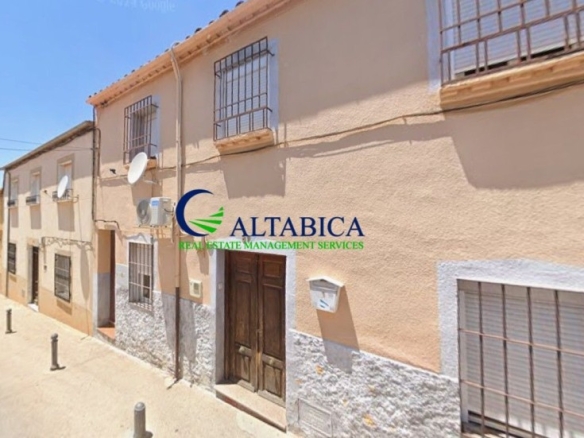 Imagen 1 de Casa-Chalet en Venta en Navas De San Juan Jaén