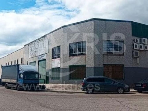 Imagen 1 de Nave Industrial en Yuncler