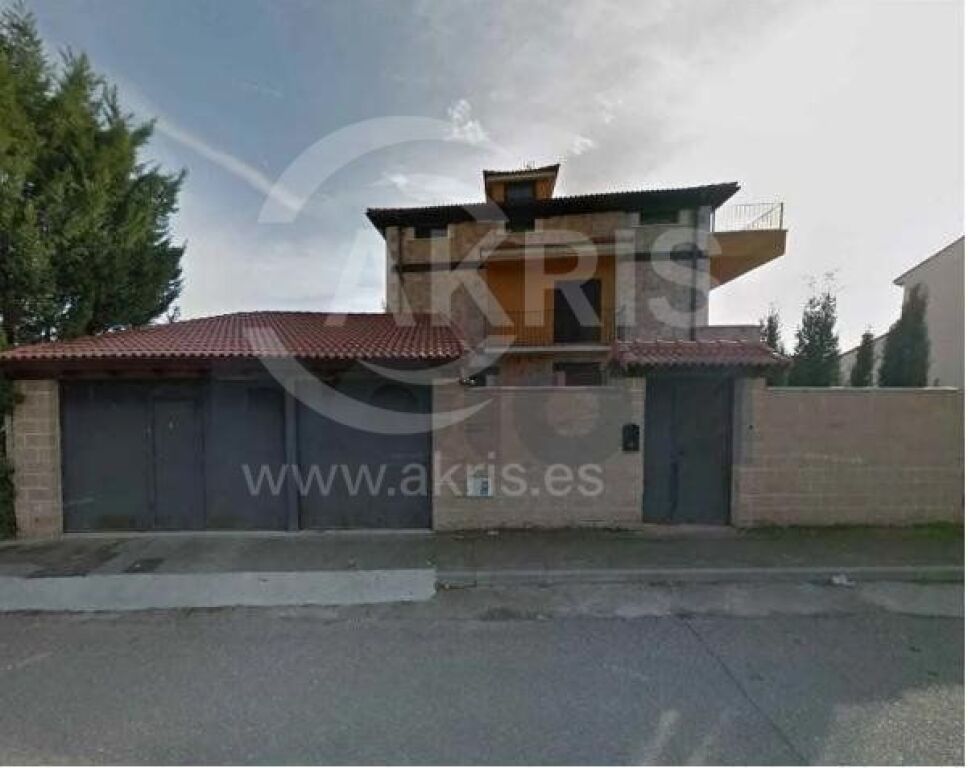 Imagen 1 de Chalet Independiente en Fresnillo De Las Dueñas