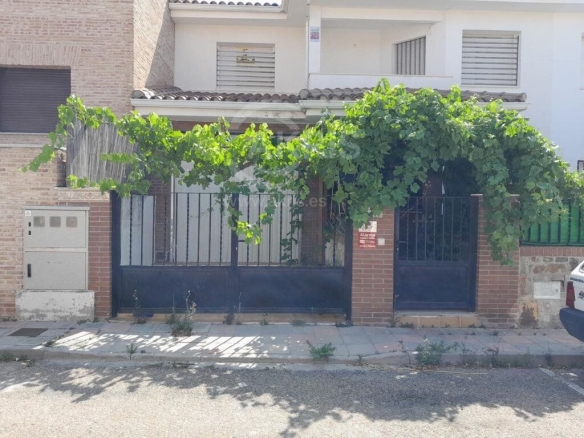 Imagen 1 de Chalet Independiente en Esquivias