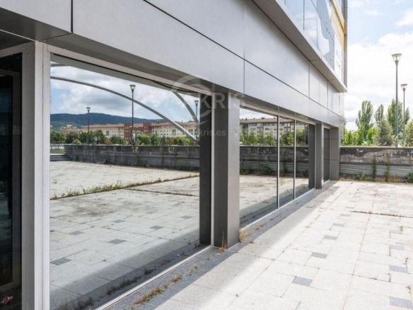 Imagen 1 de Local Comercial en Pamplona/Iruña