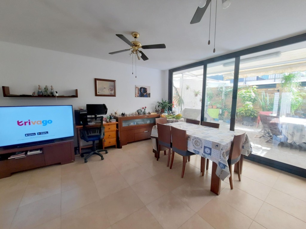 Imagen 3 de Espectacular chalet adosado en la zona nueva de Sagunto