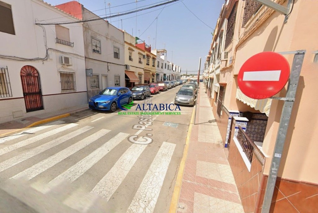 Imagen 4 de Casa-Chalet en Venta en Alcala De Guadaíra Sevilla