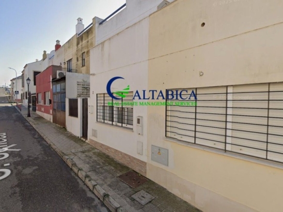Imagen 2 de Casa-Chalet en Venta en Puebla Del Rio