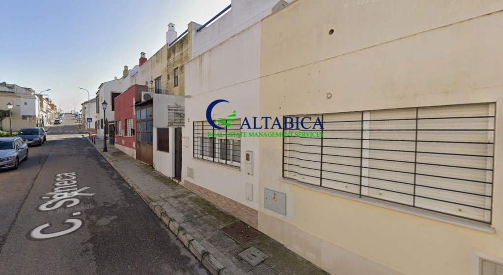 Imagen 2 de Casa-Chalet en Venta en Puebla Del Rio