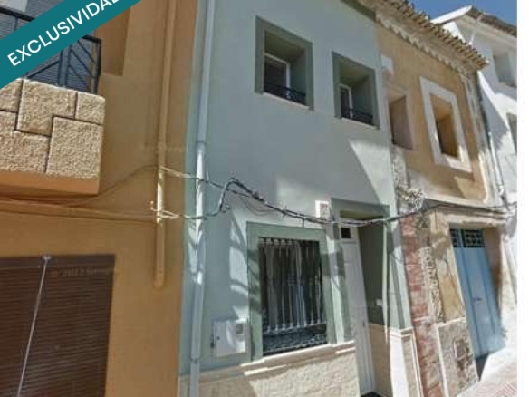 Imagen 1 de Casa reformada en el centro de Pinet