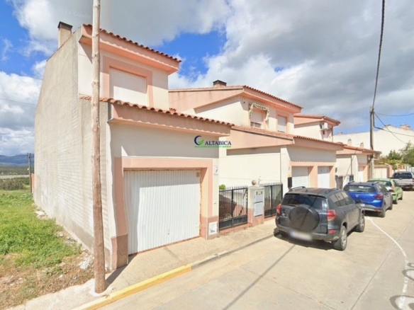 Imagen 3 de Casa-Chalet en Venta en Cazalegas Toledo