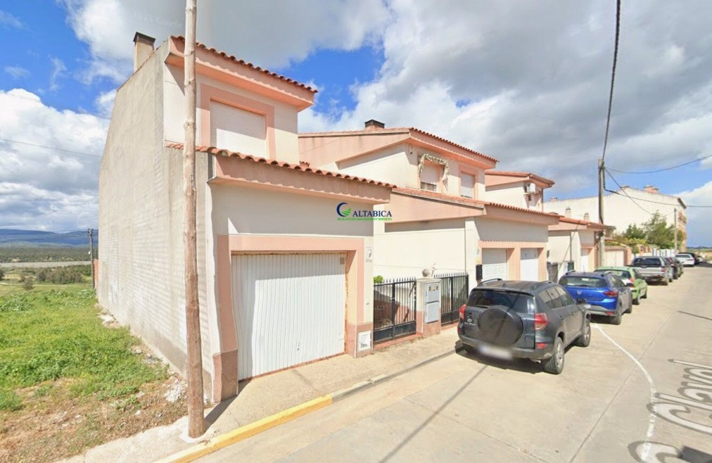 Imagen 3 de Casa-Chalet en Venta en Cazalegas Toledo