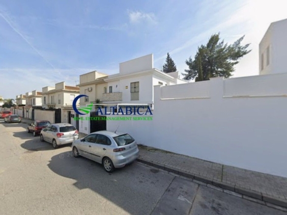 Imagen 1 de Casa-Chalet en Venta en Villanueva Del Ariscal Sevilla