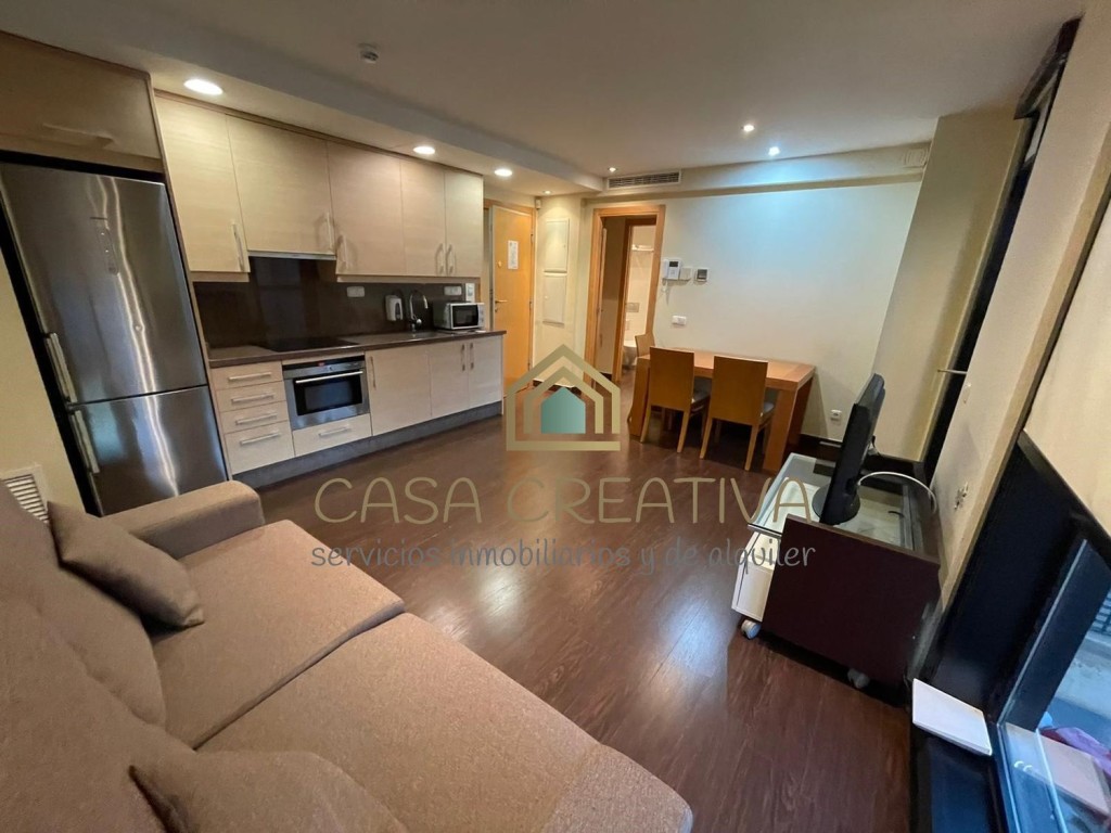 Imagen 2 de APARTAMENTO EN ALQUILER EN AV. CORTES VALENCIANAS