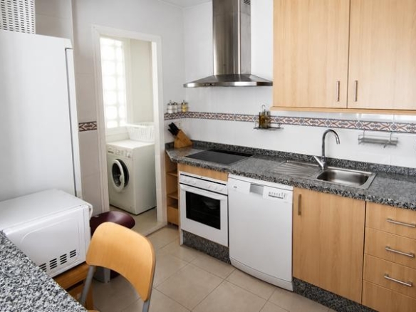 Imagen 3 de MAGNÍFICO APARTAMENTO A TAN SOLO 100 METROS DEL PASEO MARÍTIMO