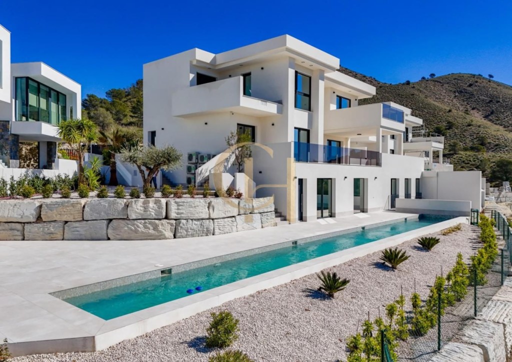 Imagen 2 de Exclusiva villa con vistas al mar y diseño único
