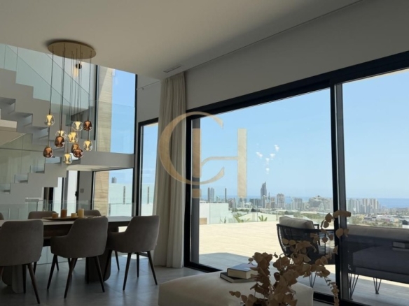 Imagen 4 de Luxury Villa con piscina infinita y vistas al mar en Finestrat