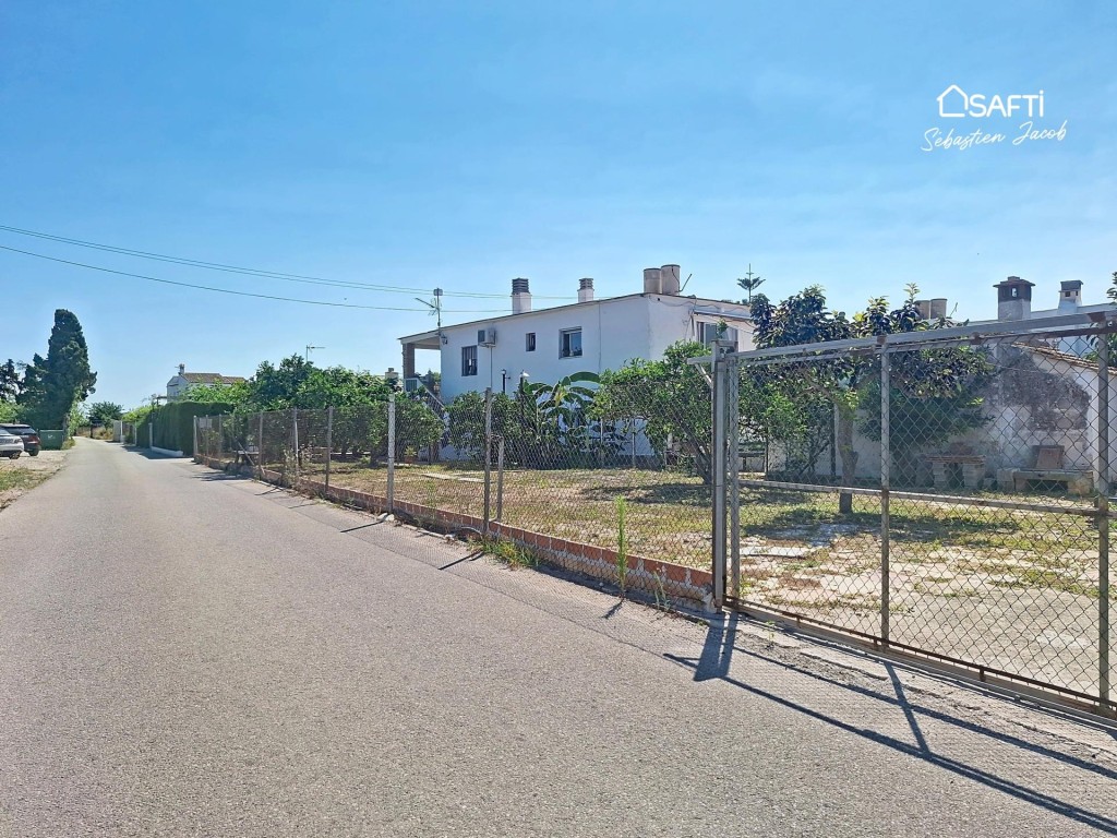 Imagen 2 de Finca rústica en venta en la Playa de Oliva