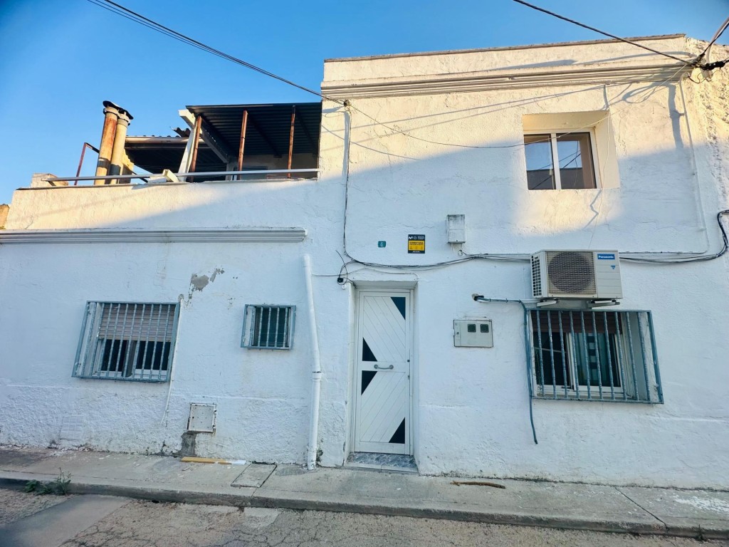 Imagen 1 de Casa céntrica para entrar a vivir