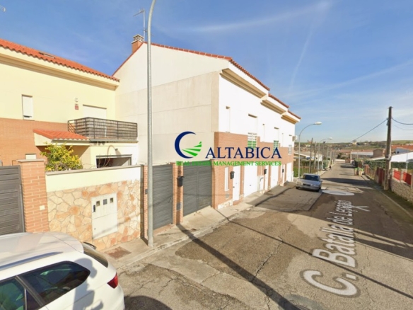 Imagen 3 de Casa-Chalet en Venta en Camarena Toledo
