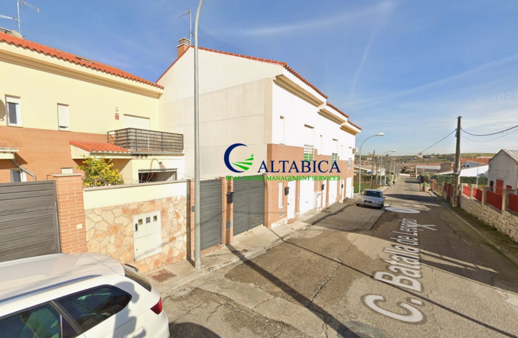 Imagen 3 de Casa-Chalet en Venta en Camarena Toledo