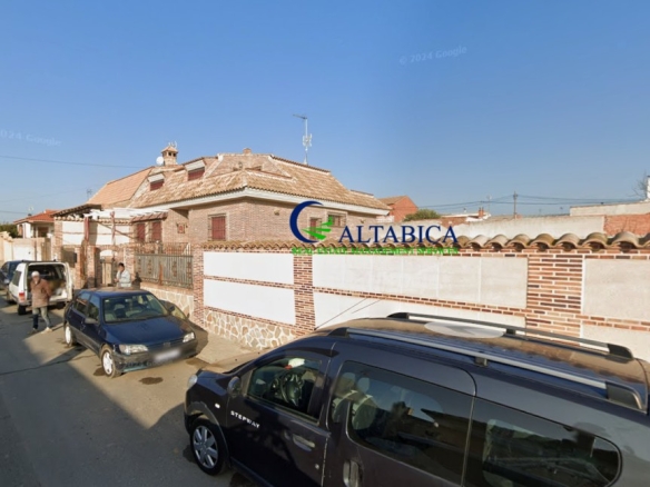 Imagen 1 de Casa-Chalet en Venta en Chozas De Canales Toledo