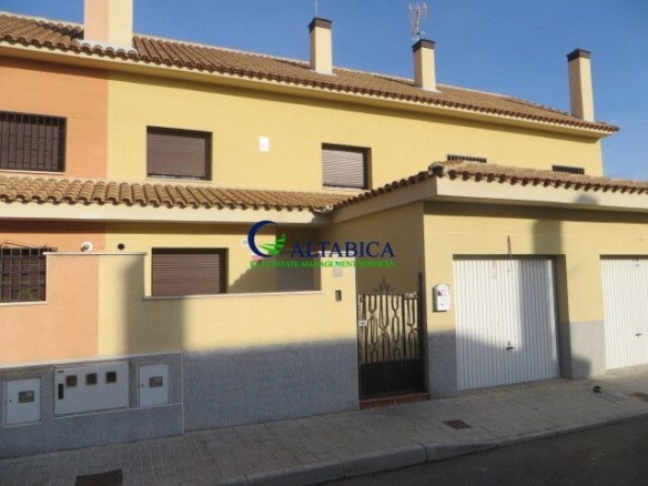 Imagen 4 de Casa-Chalet en Venta en Numancia De La Sagra Toledo