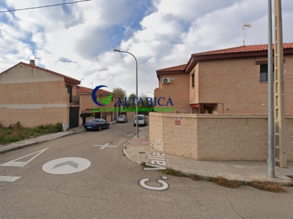 Imagen 2 de Casa-Chalet en Venta en Mora Toledo