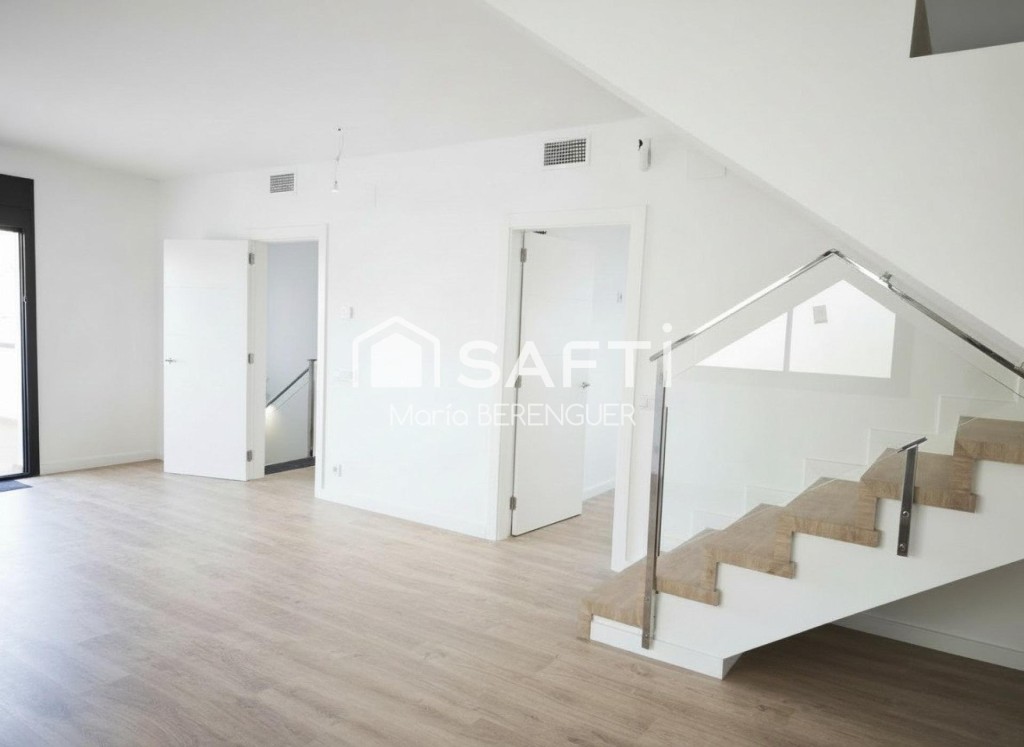 Imagen 3 de Chalet moderno con piscina y gran parcela