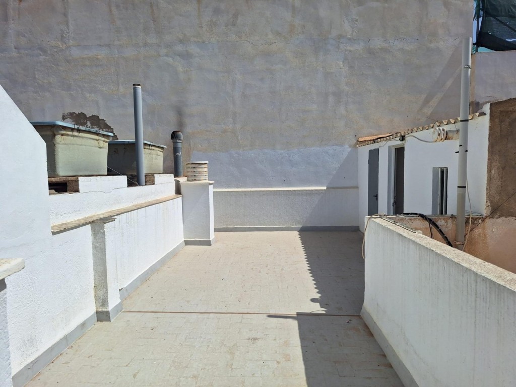 Imagen 2 de Estupendo piso listo para entrar en Águilas.