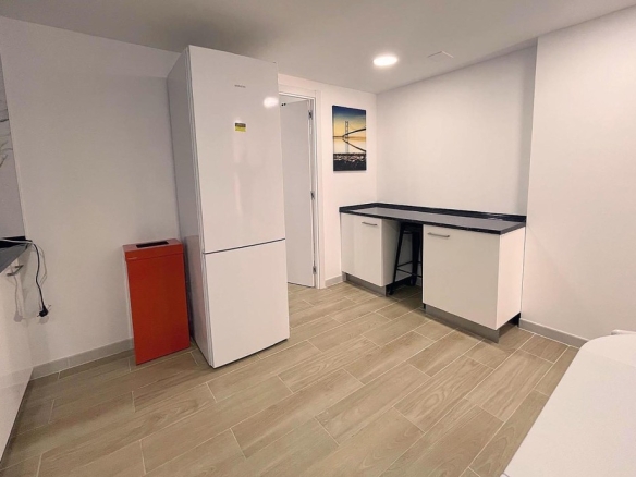 ÚLTIMA HABITACIÓN EN PISO INDEPENDIENTE CON GASTOS INCLUIDOS EN VILLANUEVA DE LA CAÑADA