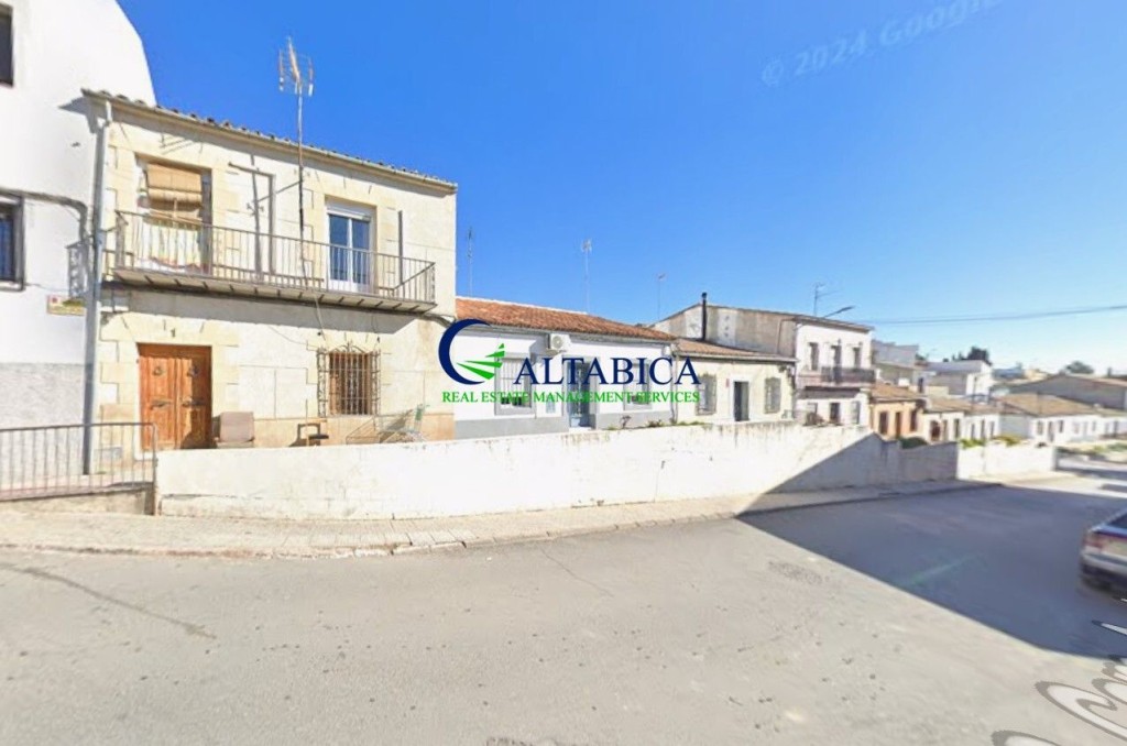 Imagen 4 de Casa-Chalet en Venta en Ubeda Jaén