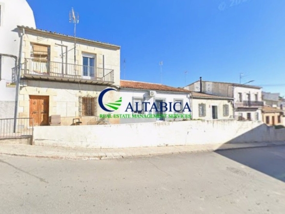 Imagen 1 de Casa-Chalet en Venta en Ubeda Jaén