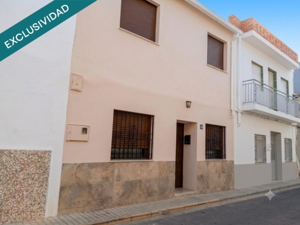Imagen 1 de Casa de nueva construcción en el centro de Real