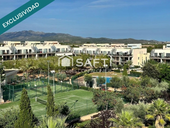 Imagen 1 de Exclusivo ático dúplex con solárium en Panorámica Golf Resort – San Jorge (Castellón)