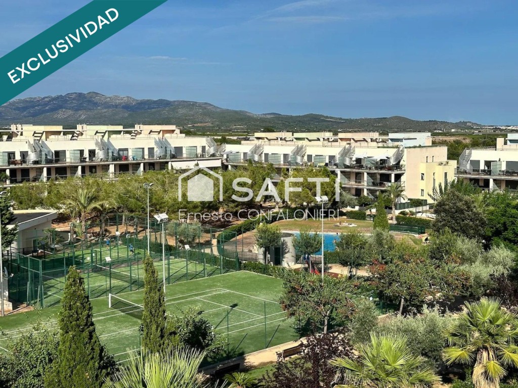 Imagen 1 de Exclusivo ático dúplex con solárium en Panorámica Golf Resort – San Jorge (Castellón)