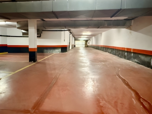 Imagen 4 de Parking coche en Venta en Marbella Málaga