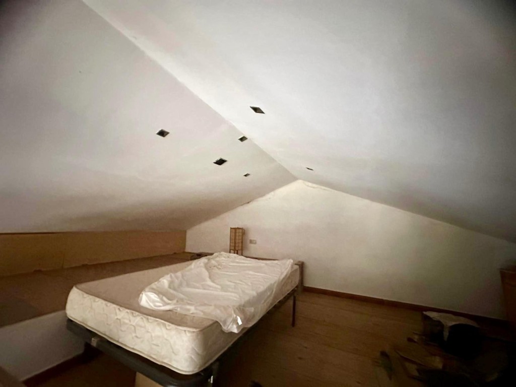 Imagen 3 de Finca estratégica con uso residencial y comercial en primera línea de la N-340