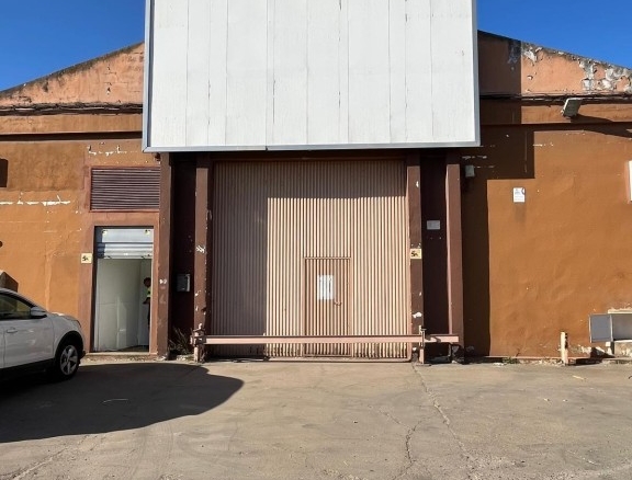 Imagen 1 de Estupenda nave industrial en Polígono el Pino!!!