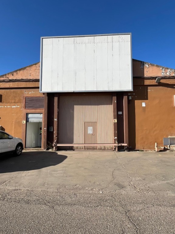 Imagen 1 de Estupenda nave industrial en Polígono el Pino!!!