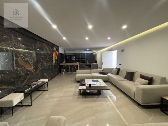 Imagen 1 de Casa-Chalet en Venta en Pozuelo De Alarcón Madrid