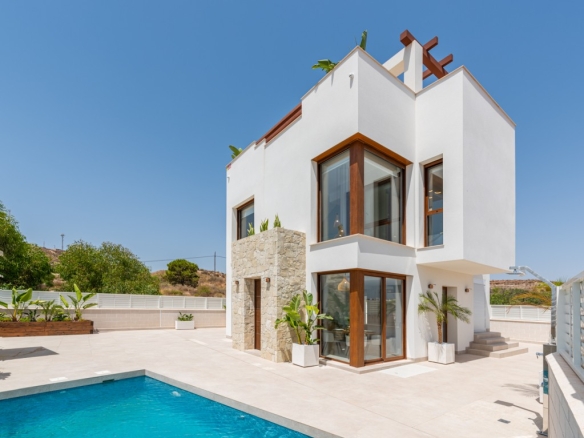 Imagen 1 de Casa-Chalet en Venta en Vera Almería