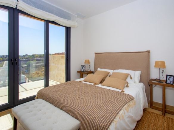 Imagen 4 de Adosada en Venta en Monforte Del Cid Alicante