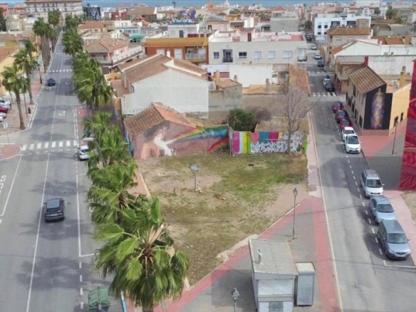 Imagen 1 de INVERSION ESPECTACULAR EN LOS ALCAZARES (MAR MENOR