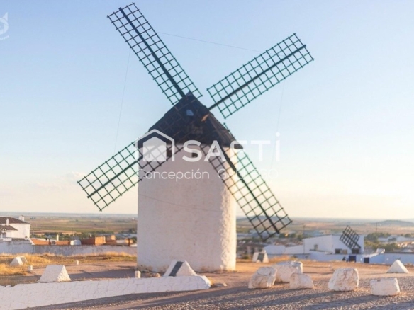 Imagen 2 de “La oportunidad perfecta en la zona más visitada de Campo de Criptana.”
