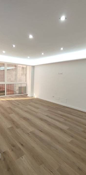 Imagen 3 de PISO DE 3 DORMITORIOS COMPLETAMENTE NUEVO A UN PASO DEL PUERTO DEPORTIVO